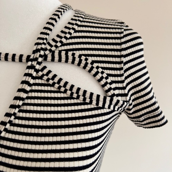 Free People, black and white striped T shirt with pretty cut-outs at neckline - Picture 4 of 10